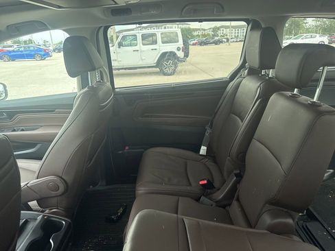 Used 2025 Honda Odyssey Touring image 10