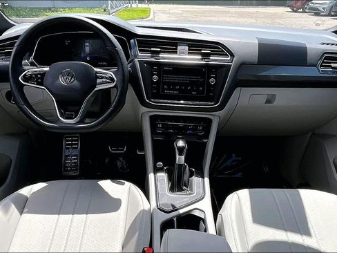 Certified 2023 Volkswagen Tiguan SE R-Line FWD image 3
