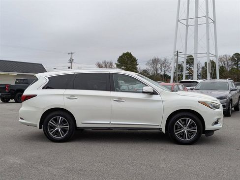 Used 2016 INFINITI QX60 AWD w/ Premium Plus Package image 6