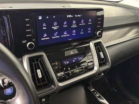 Used 2023 Kia Sorento S w/ Panoramic Sunroof Package FWD image 21