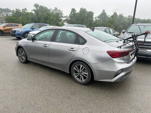 Certified 2024 Kia Forte LXS w/ LXS Technology Package FWD image 4