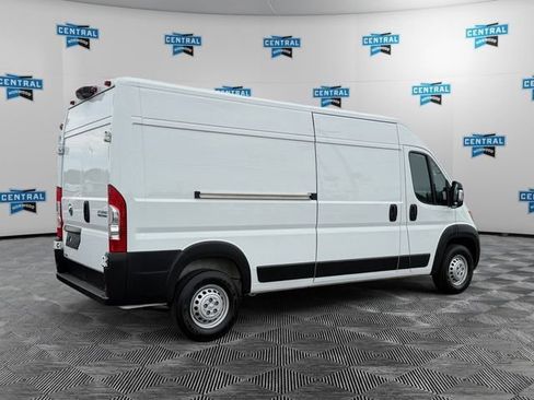 Used 2026 RAM ProMaster 2500 w/ Convenience Group FWD image 5