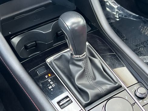 Used 2024 MAZDA MAZDA3 s image 20