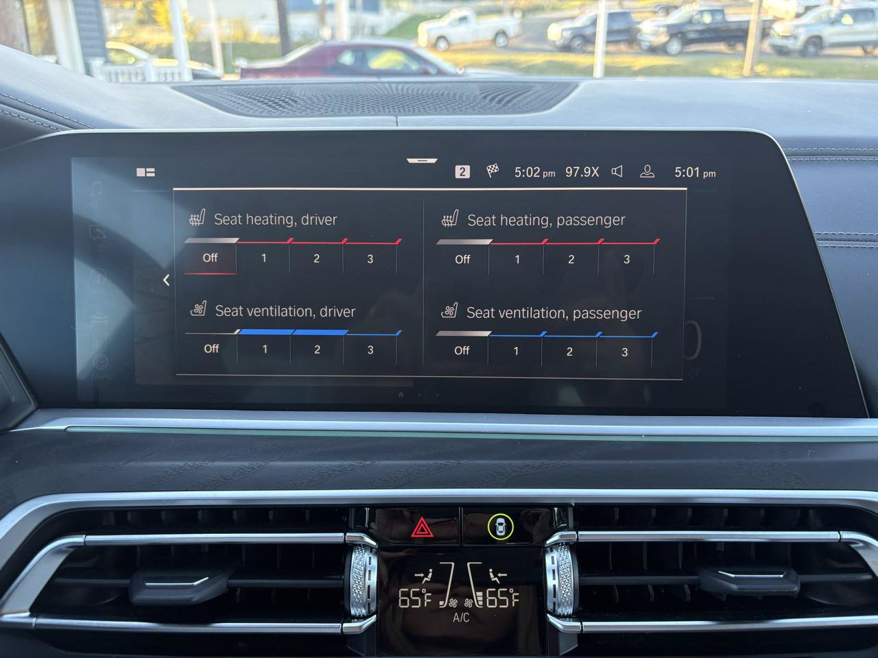 Used 2022 BMW X7 xDrive40i w/ Executive Package AWD/4WD image 37