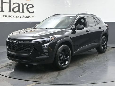 New 2026 Chevrolet Trax LT w/ Driver Confidence Package FWD image 12