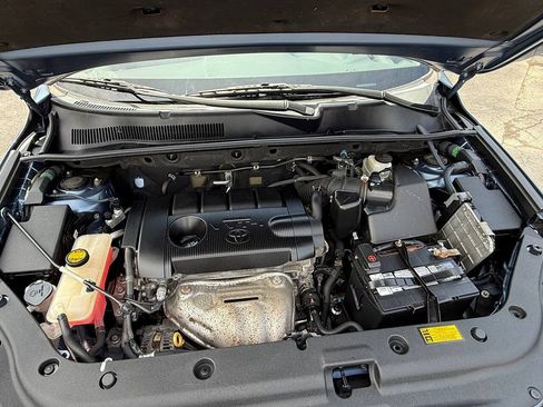 Used 2012 Toyota RAV4 4WD w/ Upgrade Value Pkg image 78