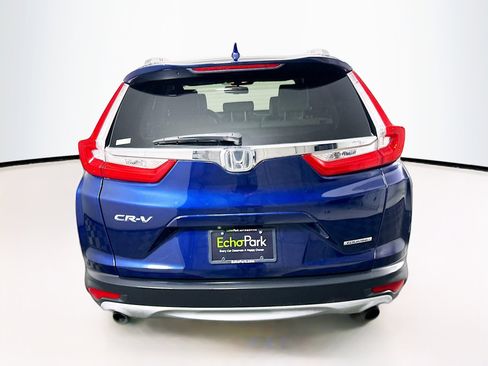 Used 2019 Honda CR-V Touring image 7