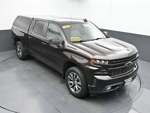 Used 2020 Chevrolet Silverado 1500 RST w/ RST Value Package AWD/4WD image 36