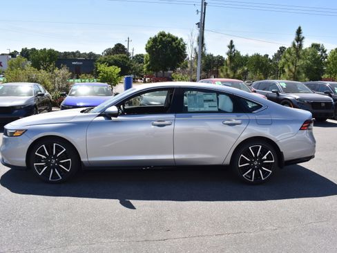 New 2026 Honda Accord Touring image 6