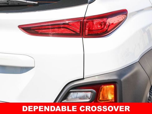 Used 2018 Hyundai Kona SE FWD image 9
