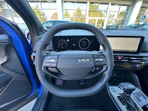 New 2026 Kia Sportage X-Line w/ X-Line Technology Package image 45