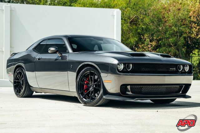 Used 2023 Dodge Challenger SRT Hellcat RWD image 39