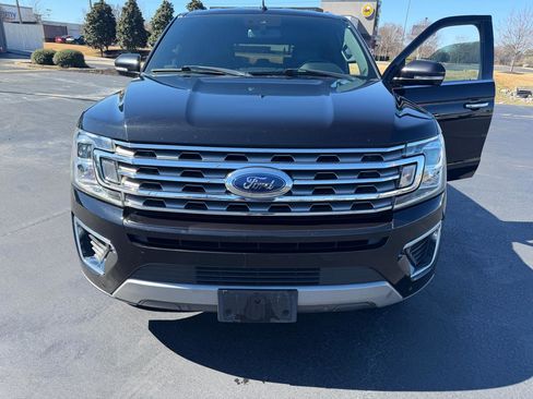 Used 2020 Ford Expedition Max Limited image 17