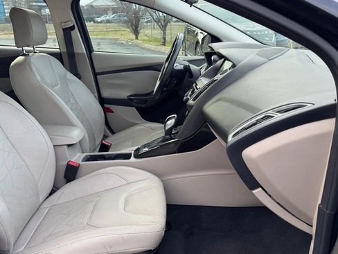 Used 2016 Ford Focus Electric Hatchback w/ Exterior Protection Package image 32