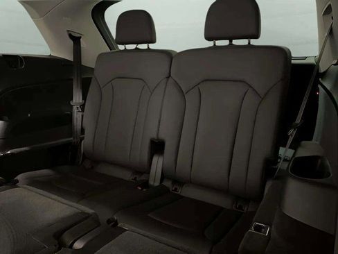 Used 2022 Audi Q7 2.0T Premium Plus w/ Premium Plus Package image 81