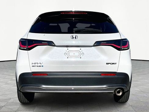 Used 2025 Honda HR-V Sport image 7