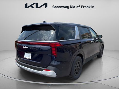 New 2026 Kia Carnival LX image 7
