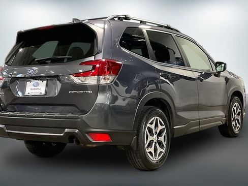 Used 2023 Subaru Forester Premium AWD/4WD image 13