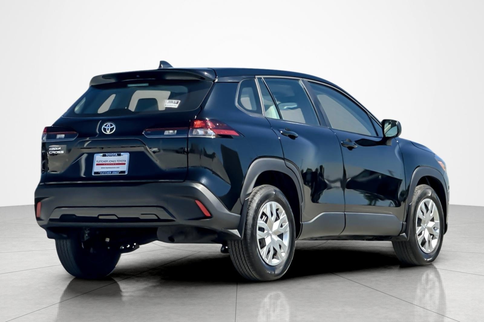 Certified 2026 Toyota Corolla Cross L FWD image 5