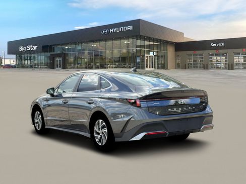 New 2026 Hyundai Sonata Blue FWD image 5