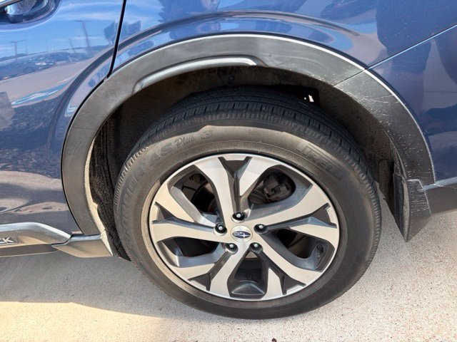 Used 2021 Subaru Outback Touring w/ Popular Package #2 AWD/4WD image 4
