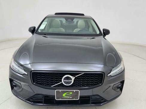 Used 2024 Volvo S60 B5 Plus w/ Climate Package image 2