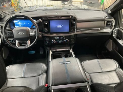 Used 2025 Ford F350 Platinum AWD/4WD image 9