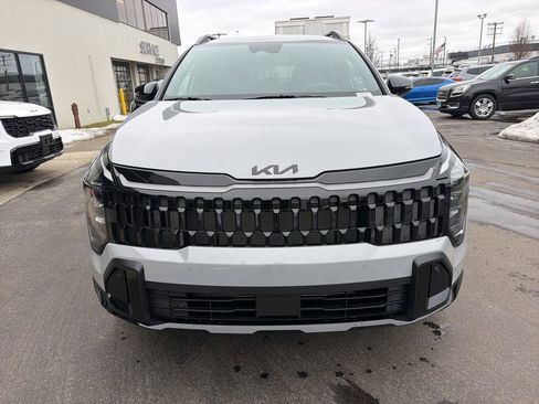 New 2026 Kia Sportage X-Line image 3