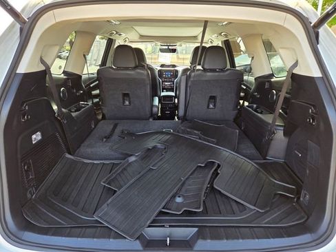 Used 2021 Subaru Ascent Limited w/ Technology Package AWD/4WD image 14