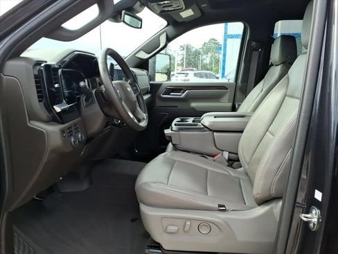 Used 2024 Chevrolet Silverado 2500 LT w/ Texas Edition AWD/4WD image 19