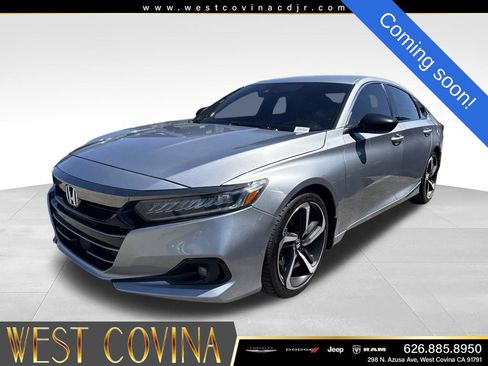 Used 2022 Honda Accord Sport image 3