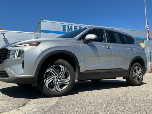 Used 2021 Hyundai Santa Fe SE AWD/4WD image 1