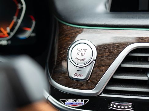 Used 2022 BMW 750i xDrive xDrive M SPORT LINE w/ Executive Package image 32