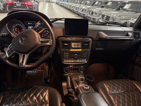 Used 2017 Mercedes-Benz G 63 AMG 4MATIC image 7