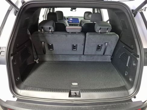 New 2026 Chevrolet Traverse LT w/ Driver Confidence Package image 8