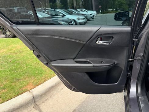 Used 2014 Honda Accord EX-L image 24