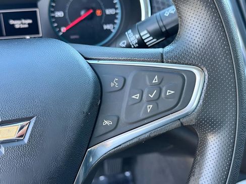 Used 2020 Chevrolet Malibu LT FWD image 13