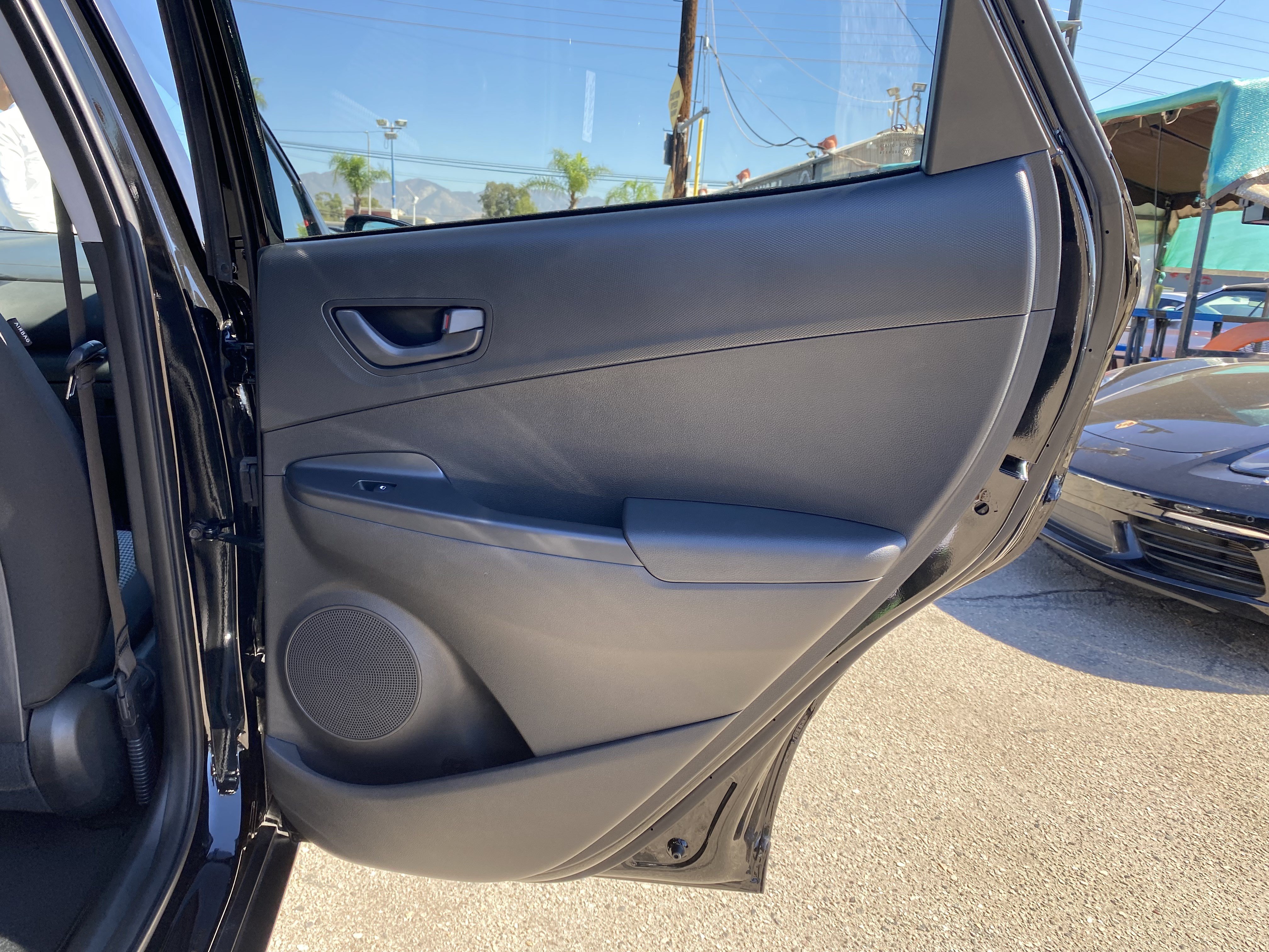 Used 2021 Hyundai Kona SEL Plus FWD image 23