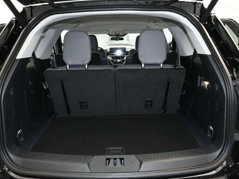 New 2026 Ford Explorer Active w/ Active Comfort Package image 12