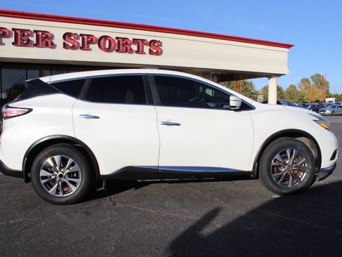 Used 2015 Nissan Murano S FWD image 3