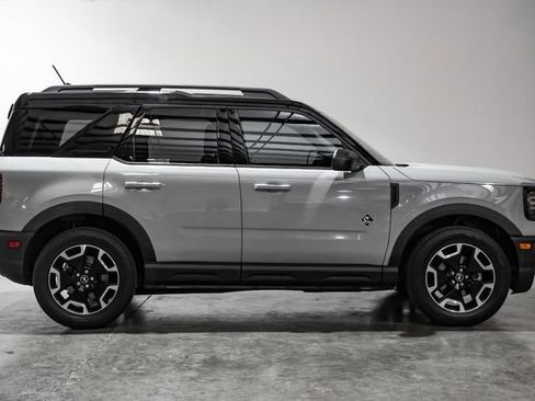 Used 2021 Ford Bronco Sport Outer Banks w/ Outer Banks Package (96D) AWD/4WD image 10