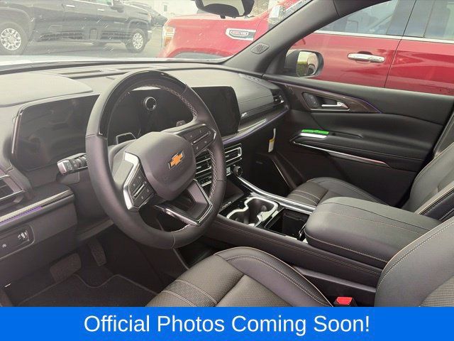 Used 2026 Chevrolet Traverse High Country FWD image 5