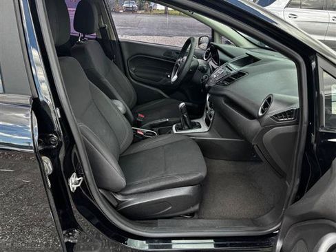 Used 2019 Ford Fiesta SE FWD image 14