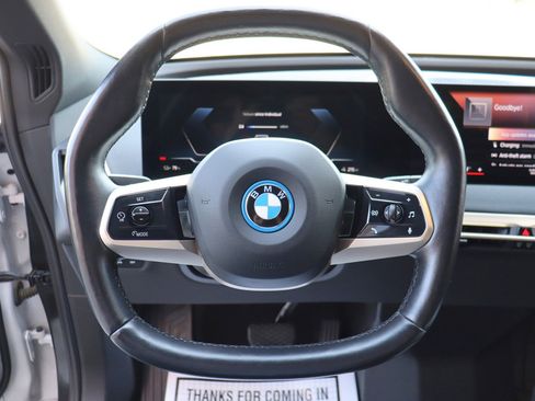 Used 2023 BMW iX xDrive50 w/ Sport Package AWD/4WD image 28