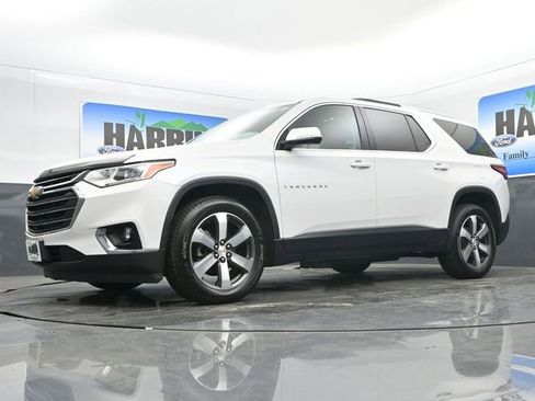 Used 2018 Chevrolet Traverse LT image 21