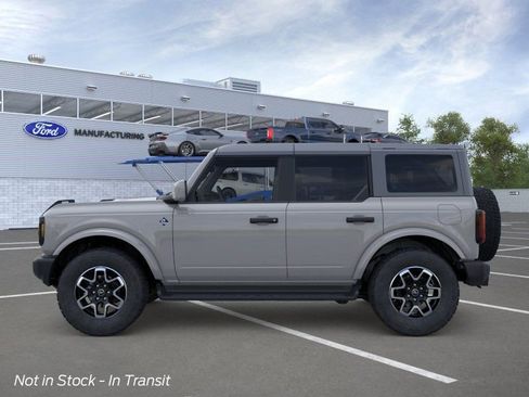 New 2026 Ford Bronco Outer Banks AWD/4WD image 3