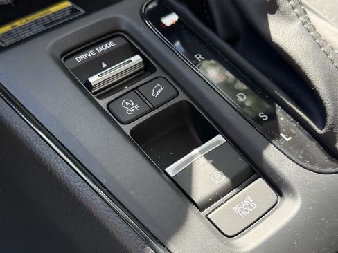 Used 2025 Honda CR-V EX-L image 32