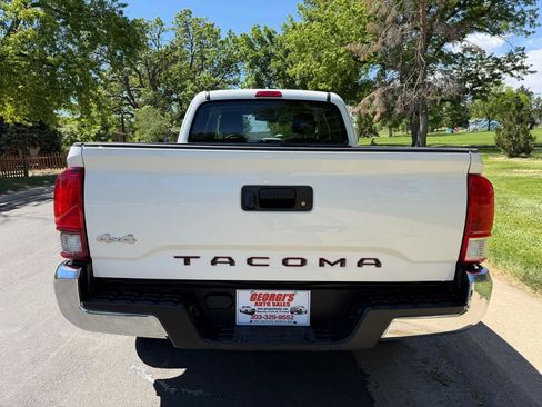 Used 2023 Toyota Tacoma SR AWD/4WD image 4