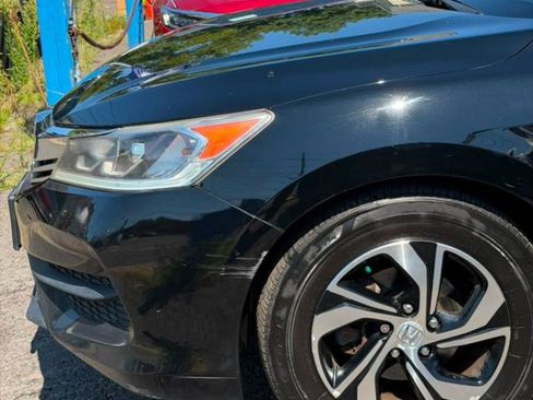 Used 2016 Honda Accord LX image 27