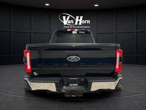 Used 2023 Ford F250 Lariat w/ Lariat Ultimate Package AWD/4WD image 6